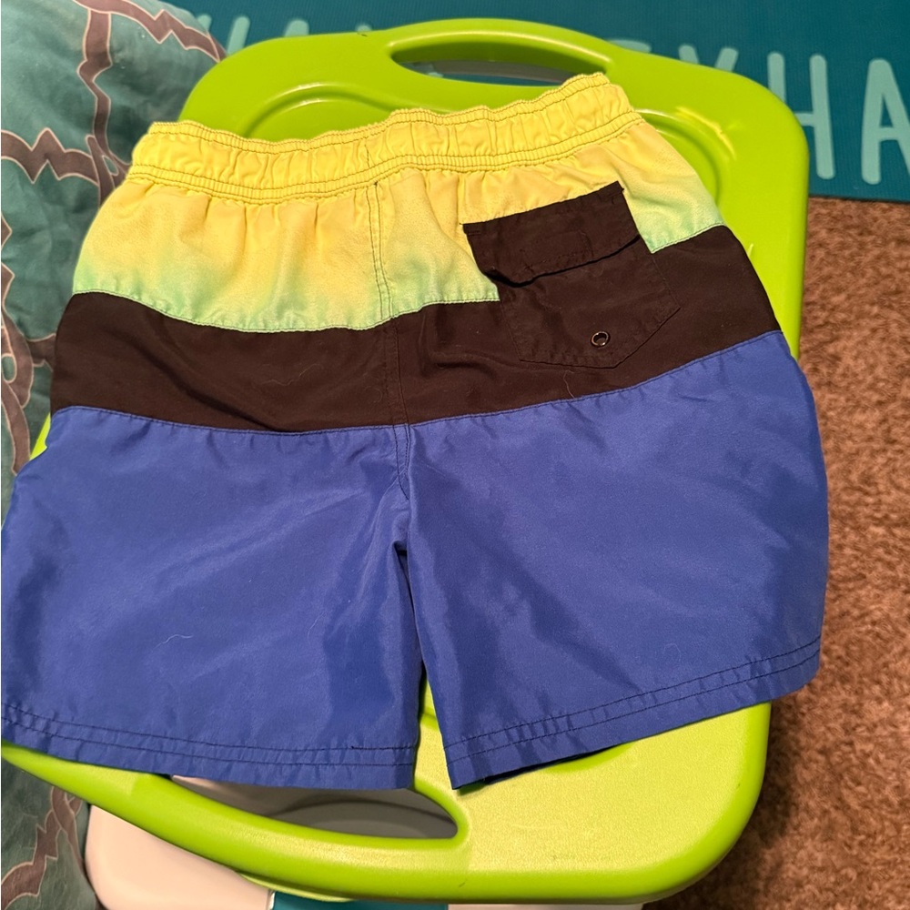 2 pair boys swim trunks - Picture 5 of 11